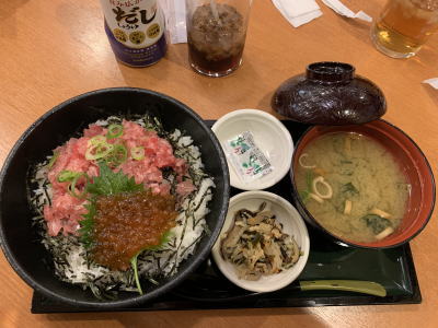 いくら＆マグロたたき丼 ココス金沢示野店